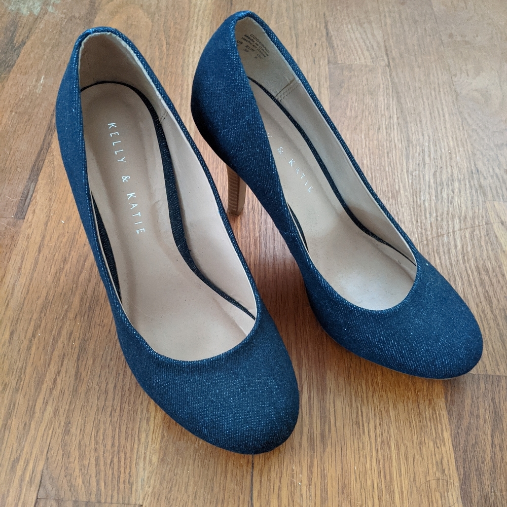 Kelly & Katie Navy Heels